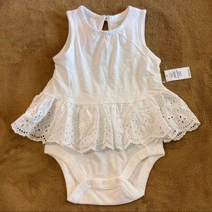 Gap Toddler Girl Eyelet Peplum Top 18-24 months